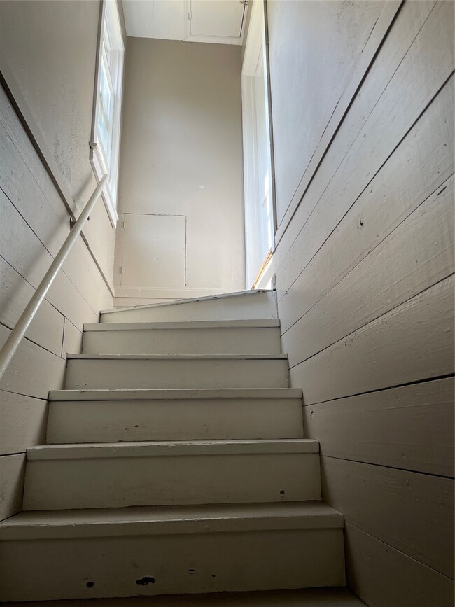 1127 Walling St unit 3, Houston, TX 77009 - photo 4