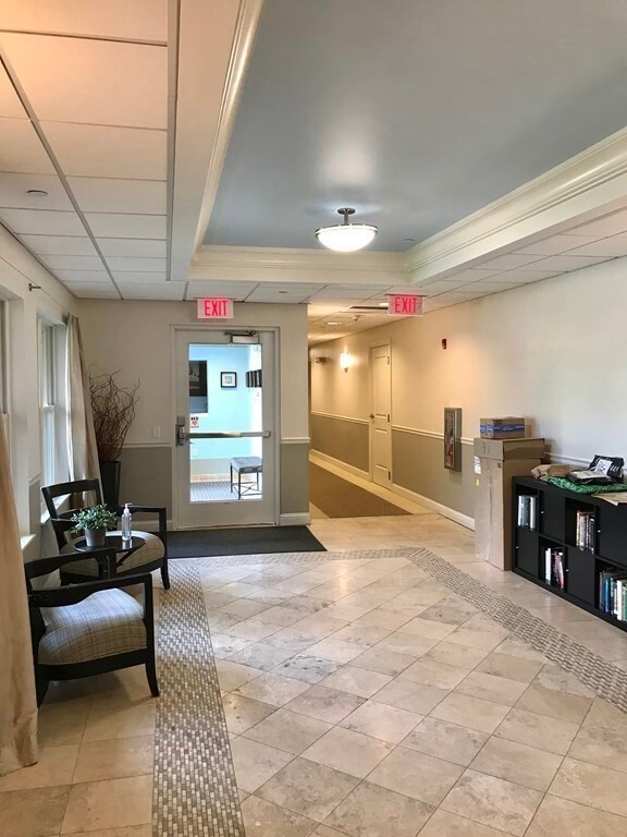 Hammonswood at Chestnut Hill unit E105, Chestnut Hill, MA 02467 - photo 4