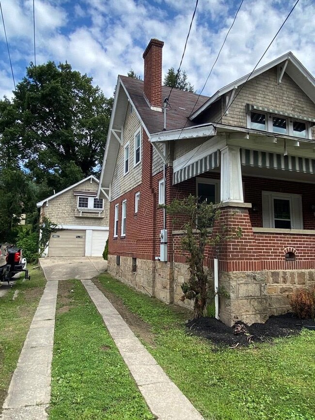 Driveway side