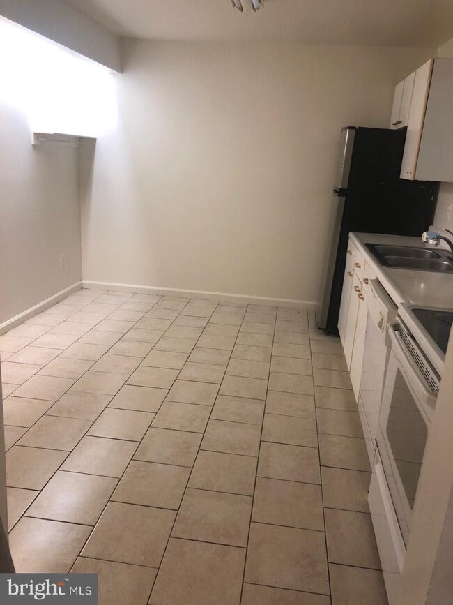 4673 Red Hawk Terrace, Bladensburg, MD 20710 - photo 2