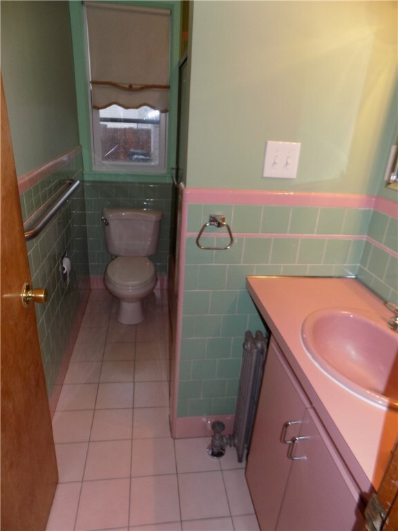 144 Elmdale Ave, Providence, RI 02909 - photo 6