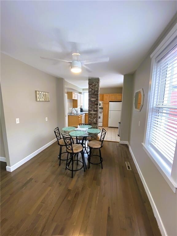 3 Bull St unit 2, Newport, RI 02840 - photo 5