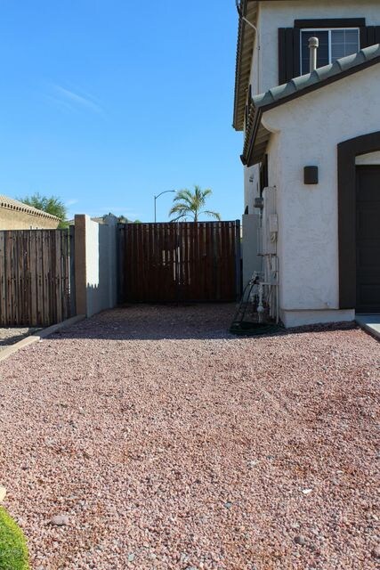 RV gate