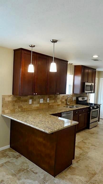 5503 Libbey Ln, Houston, TX 77092 - photo 3