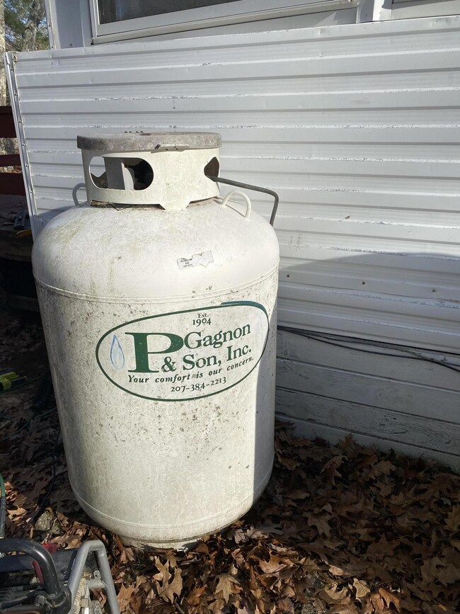 19 Rest Haven Cir, Alfred, ME 04002 - photo 5