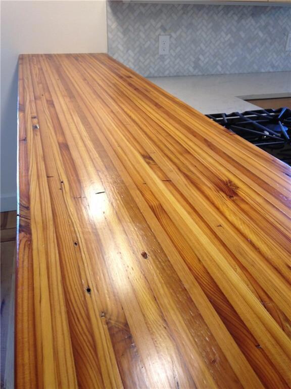 Kitchen view of tasteful backsplash