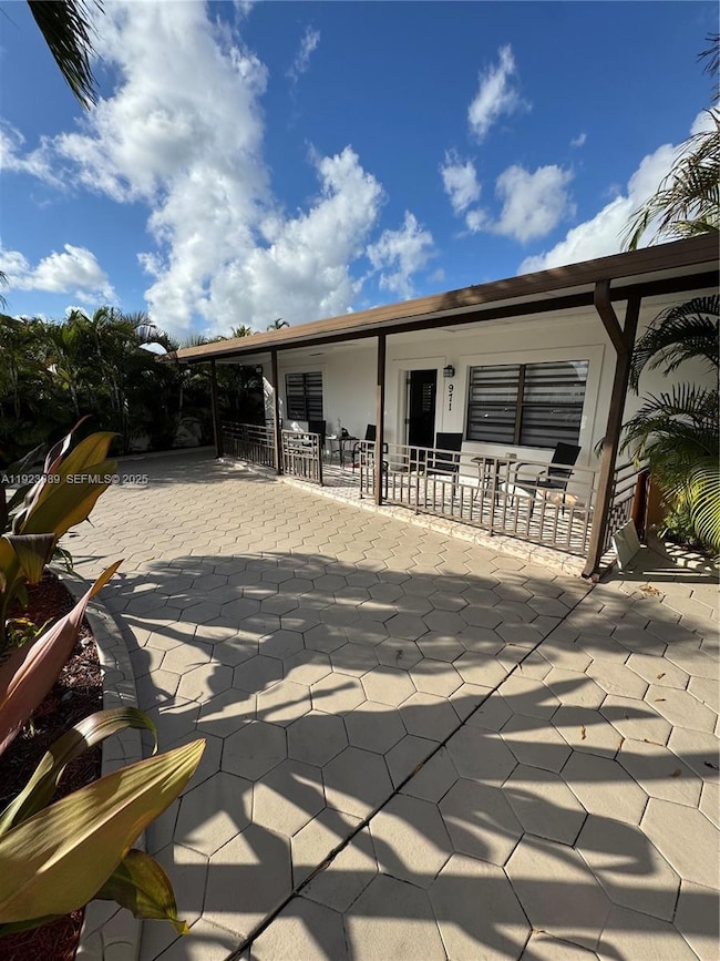 971 E 13th St, Hialeah, FL 33010 - photo 2