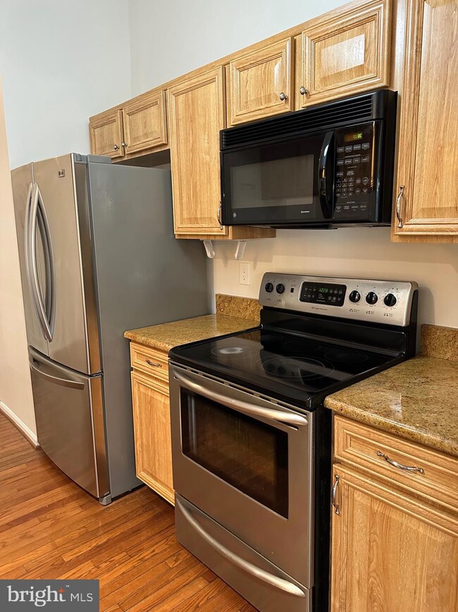 644 Southern Hills Dr unit B-2L, Arnold, MD 21012 - photo 4