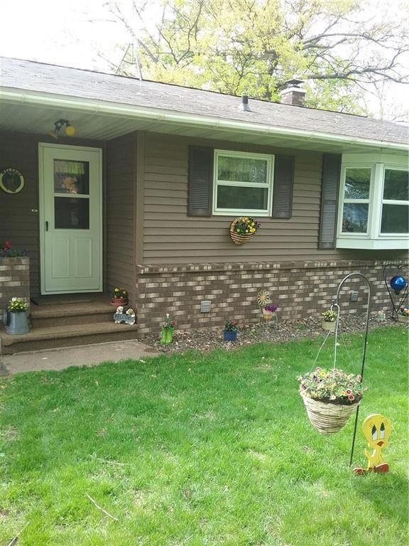 Nice Roadside curb appeal