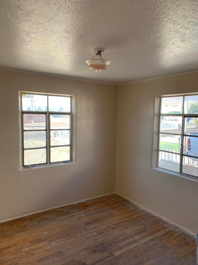 624 La Paz Dr, El Paso, TX 79915 - photo 7