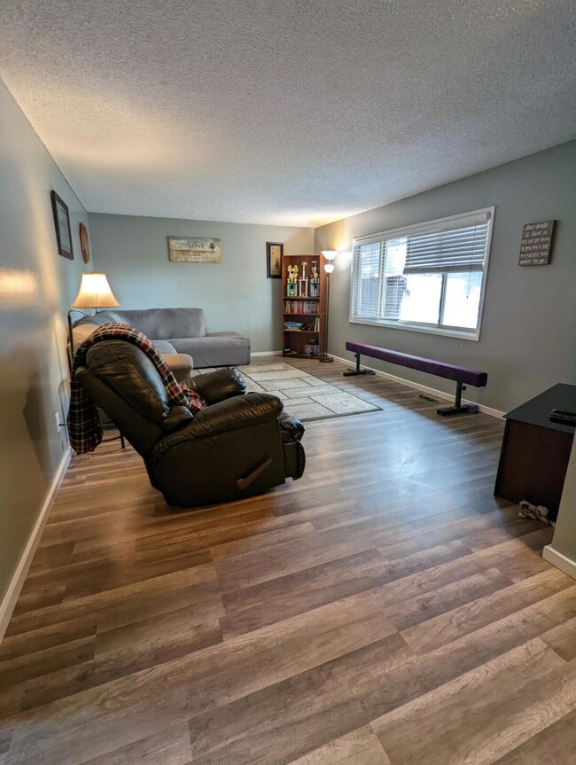 4803 Sumac Ave, Klamath Falls, OR 97603 - photo 4