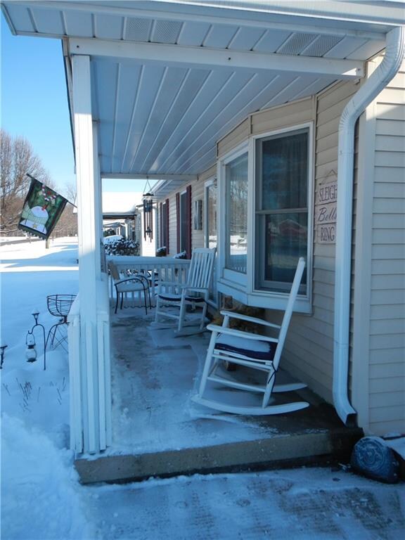 103 E Oak St, Roachdale, IN 46172 - photo 4