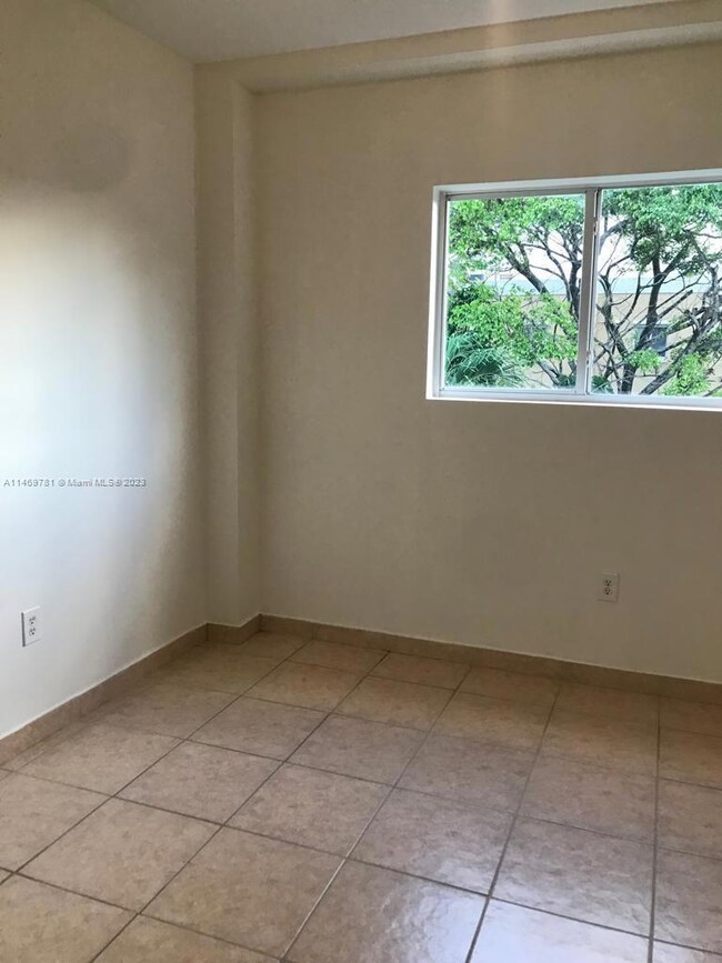 853 SW 2nd St unit 206, Miami, FL 33130 - photo 6