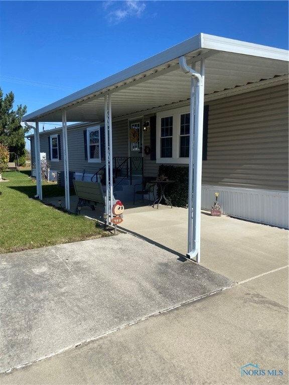 1380 Delwood Ave, Findlay, OH 45840 - photo 3