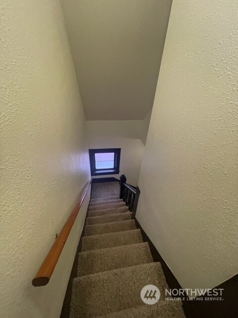 620 Duryea St, Raymond, WA 98577 - photo 4