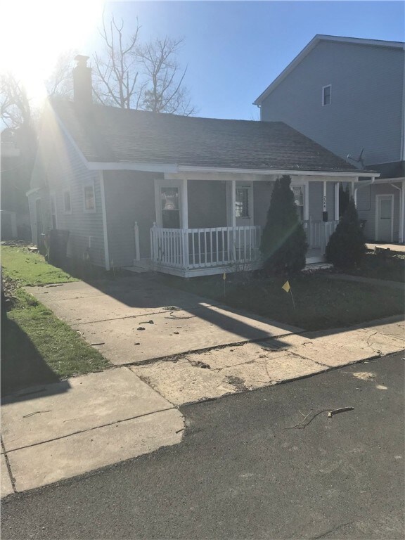 224 Blackstone Dr, Erie, PA 16505 - photo 2