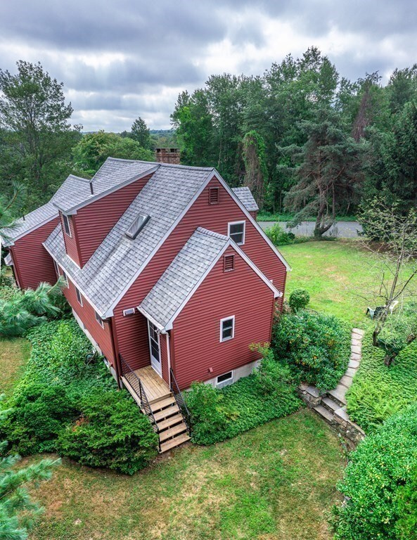 72 Chapel Rd, Amherst, MA 01002 - photo 4