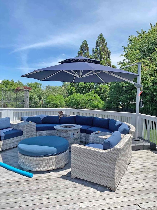 Deck