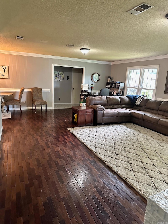 1711 Coker Hampton Dr, Stuttgart, AR 72160 - photo 7