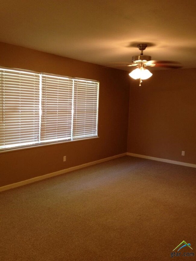 1409 1409 Glenrose, Tyler, TX 75701 - photo 6