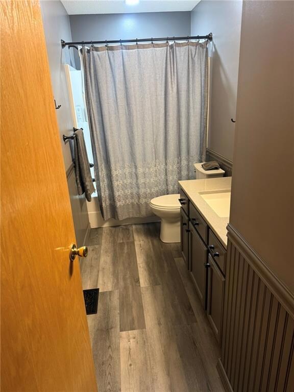 2053 S Crestline Ct, Wichita, KS 67209 - photo 5