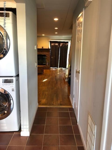 70 Seguine Place, Staten Island, NY 10312 - photo 7