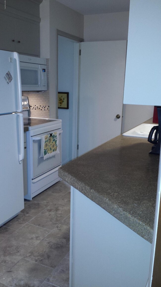 1938 Moerland Ct NW, Grand Rapids, MI 49504 - photo 6