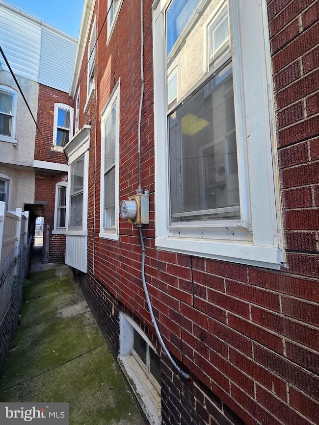 1342 N 11th St, Reading, PA 19604 - photo 2