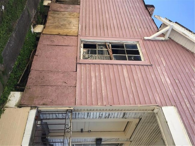 Side exterior.