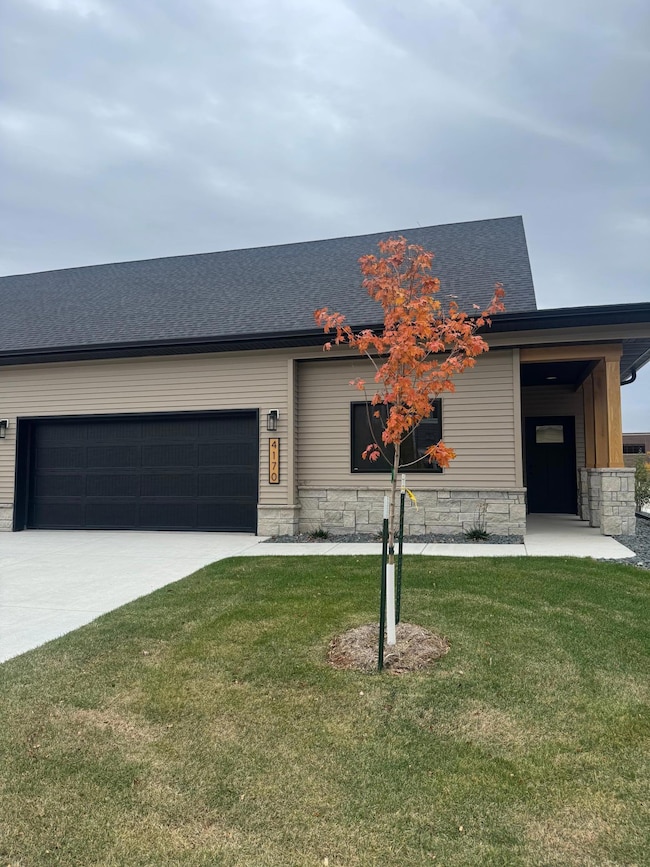 4170 Arthur Dr, Fargo, ND 58104 - photo 2