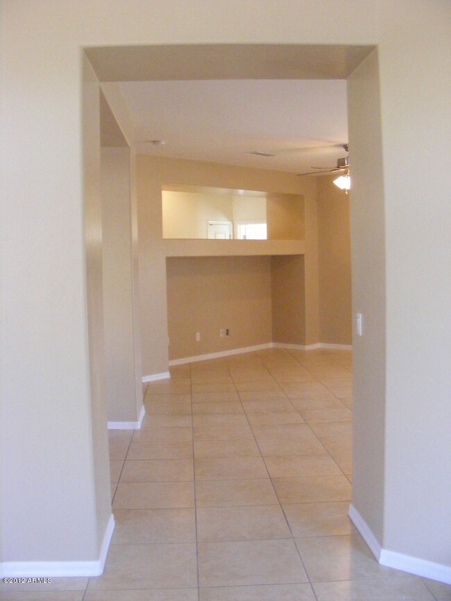 25621 W Saint Charles 054