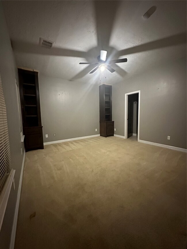 10602 Logger Pine Trails, Houston, TX 77088 - photo 5