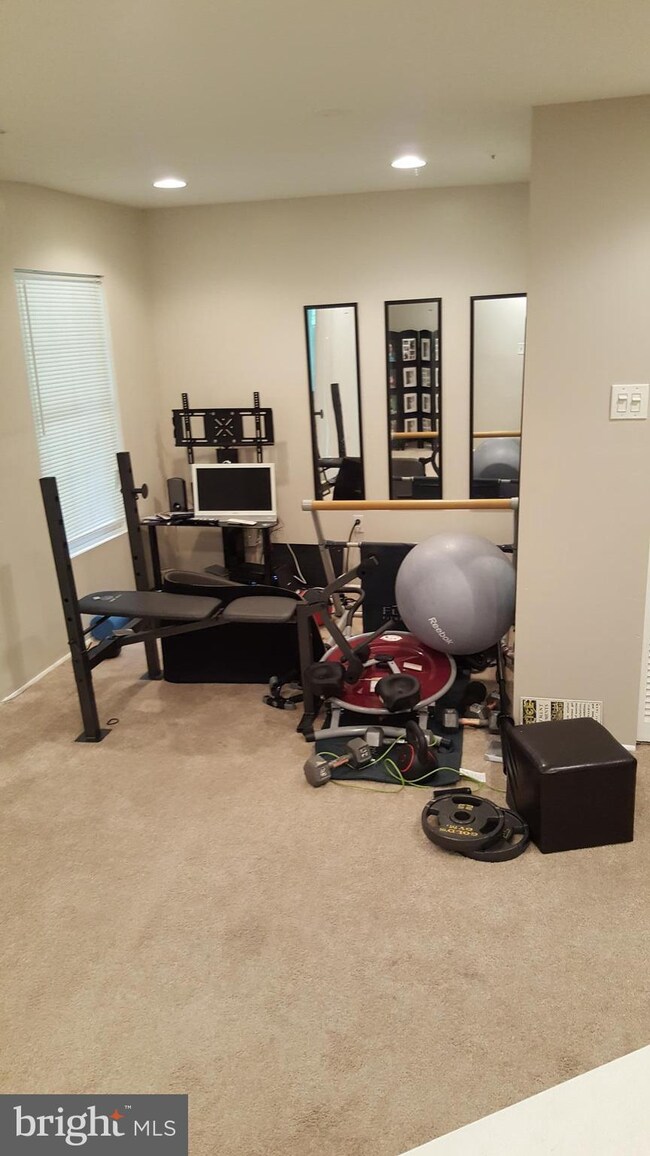 10401 Elders Hollow Dr, Bowie, MD 20721 - photo 7