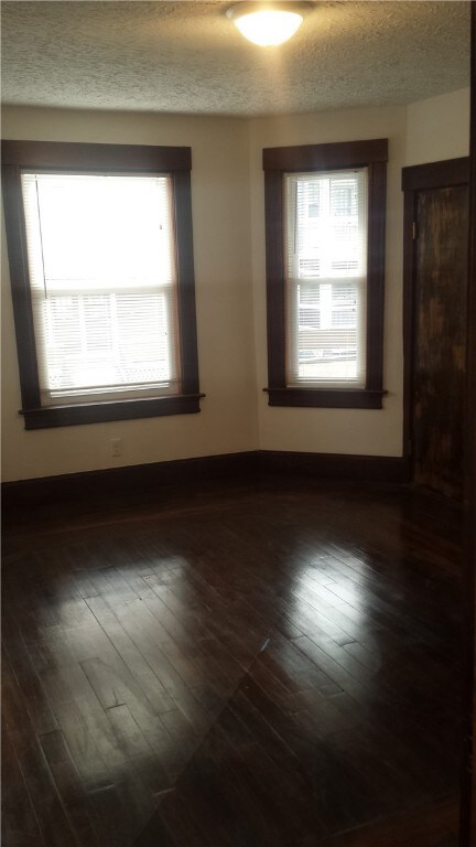 25 Roberts St unit 3, Woonsocket, RI 02895 - photo 4