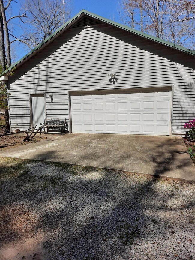 Detached Garage