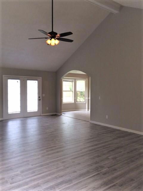 Beautiful soaring ceilings