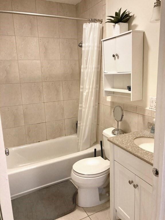 126 Clifton St unit 4, Cambridge, MA 02140 - photo 4