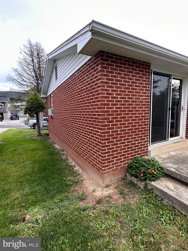 1515 Terri St, Keyser, WV 26726 - photo 6