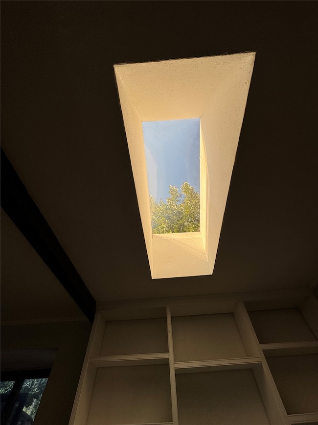 125 Redwood Dr, Lewisville, TX 75077 - photo 4