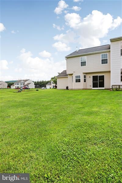 3018 Sundown Dr, Chambersburg, PA 17202 - photo 4