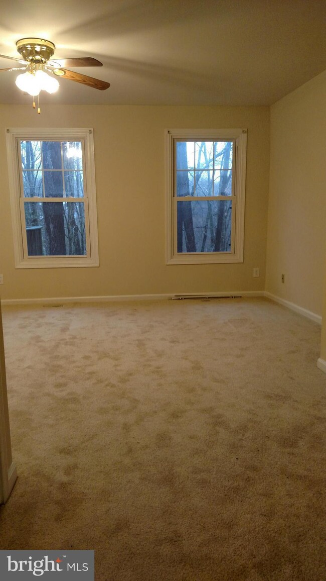 10721 Cobblestone Dr, Spotsylvania, VA 22553 - photo 3