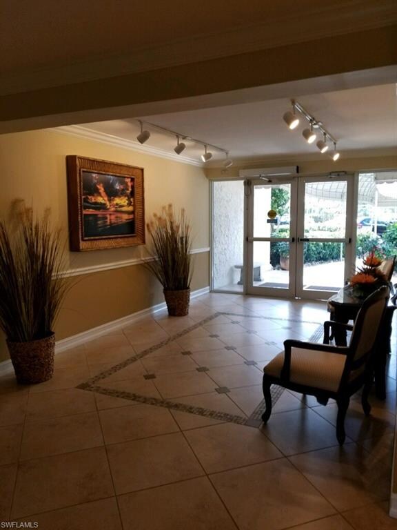 555 Park Shore Dr unit 405, Naples, FL 34103 - photo 4