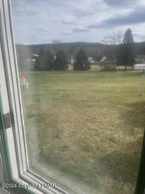 474 Beltzville Dr, Kunkletown, PA 18058 - photo 2