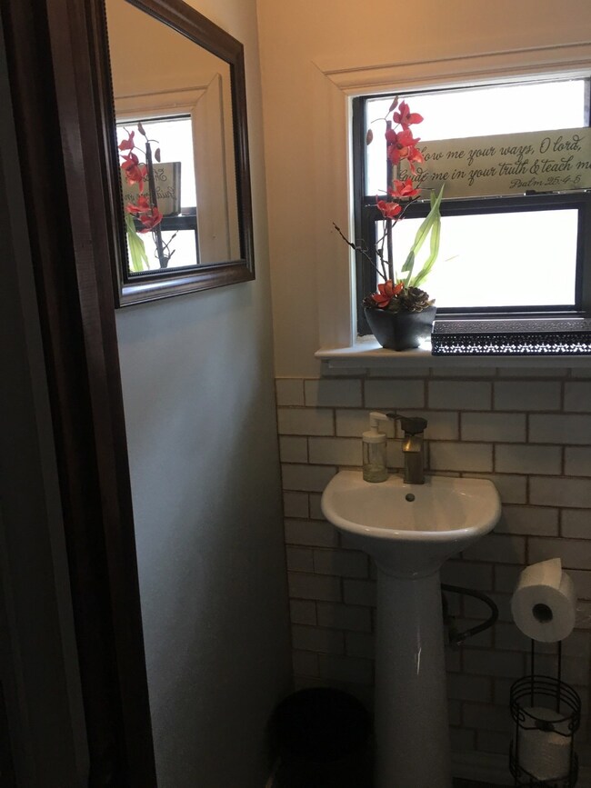 3926 Fernwood Dr, Houston, TX 77021 - photo 7