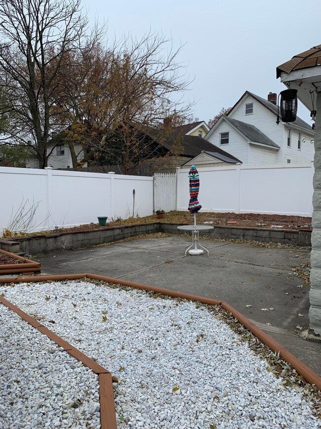 62 Wright Ave unit 1, Staten Island, NY 10303 - photo 4