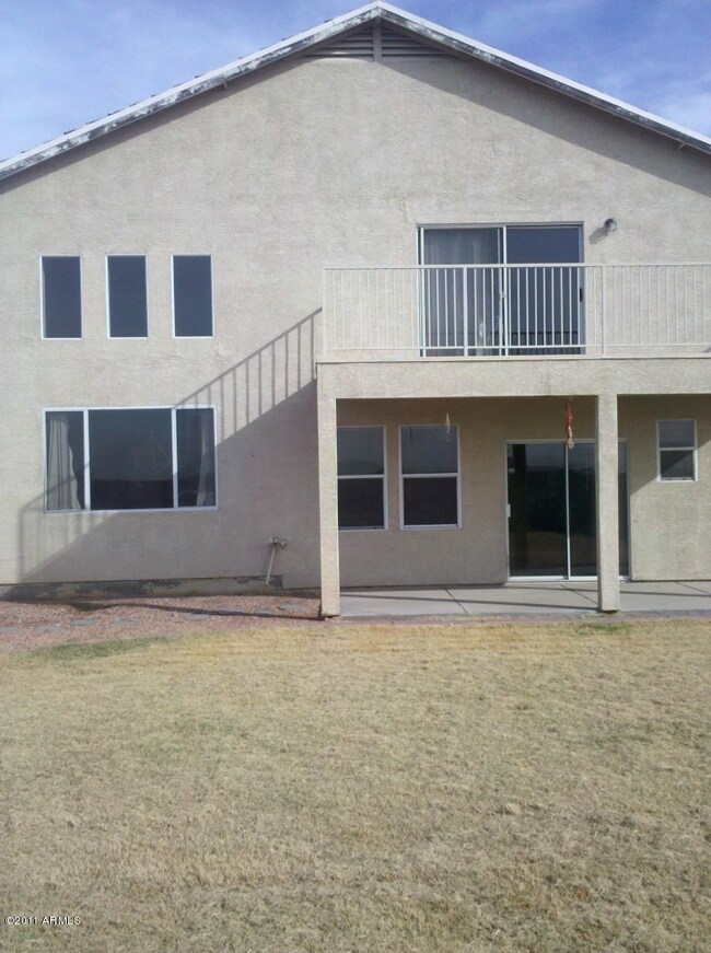 3332 S Warner Dr_REAR