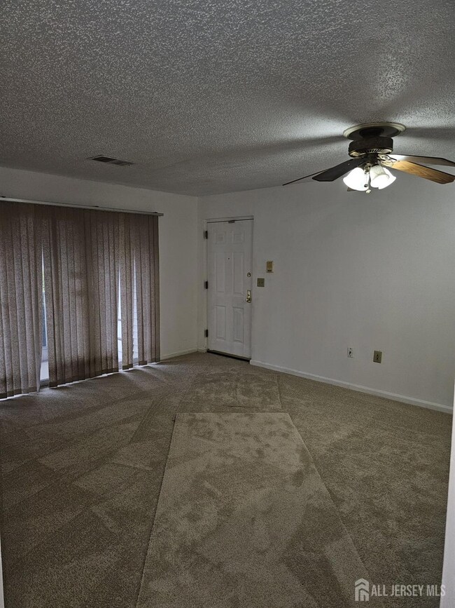 414 Edpas Rd, New Brunswick, NJ 08901 - photo 4