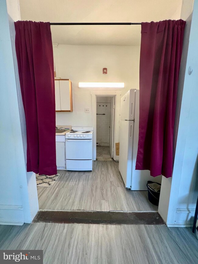 3140 N Broad St unit 2F, Philadelphia, PA 19132 - photo 2