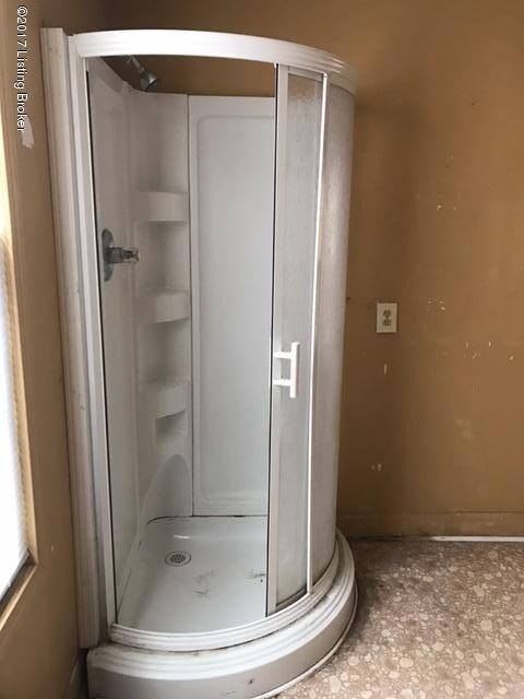 D240E33A-18B0-4831-BA56-AA835D6DF07F