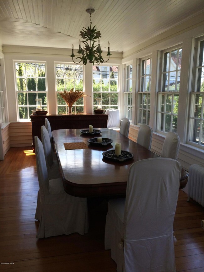 35 Rockview Dr, Greenwich, CT 06830 - photo 4